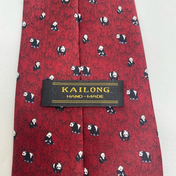 Kai Long Red Silk Handmade Panda Print Tie - Picture 5 of 12
